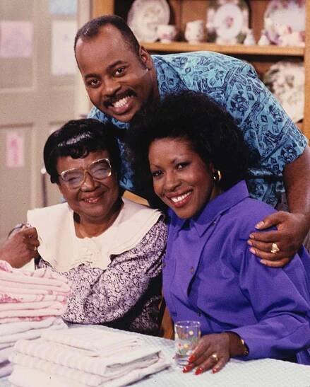 Reginald VelJohnson, Rosetta LeNoire and Jo Marie Paytonin 'Family Matters'