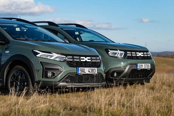 Dacia Duster vs. Jogger: Která je lepší pro rodinu, která je lepší na silnici a která do lesa