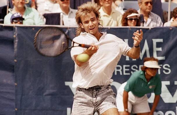 Pořád to mezi nimi jiskří. Podívejte se, jak to sluší slavným tenisovým manželům Steffi Graf a Andre Agassimu