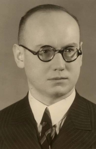 Soubor:Josef Matousek (1906 1939) A.jpg – Wikipedie