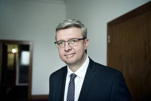 Vicepremiér a ministr průmyslu a obchodu Karel... | iROZHLAS - spolehlivé zprávy