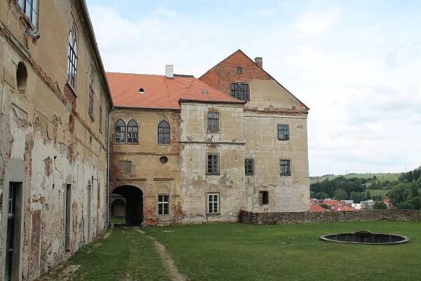 Největší zámecký komplex na Moravě návštěvníkům otevírá i své středověké podzemí