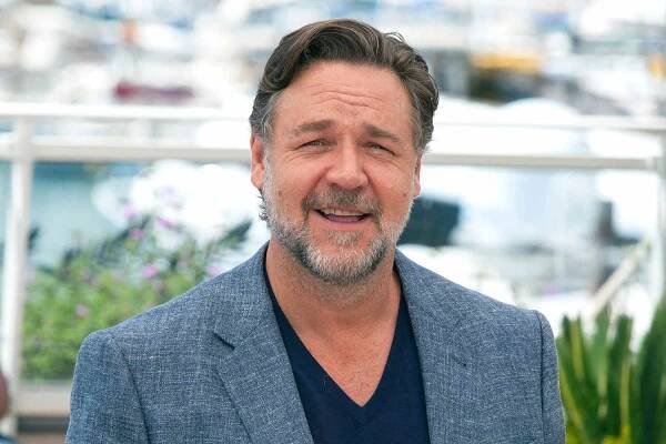Russell Crowe transforms into Roger Ailes in Showtime's 'The Loudest Voice' photo