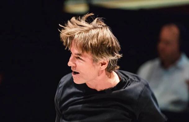 Don’t let Esa-Pekka Salonen go! – The Classical Girl
