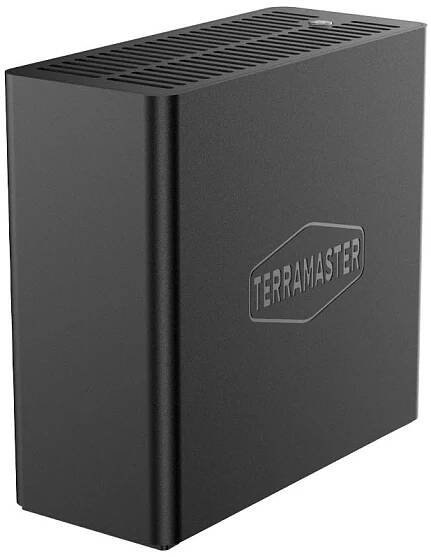 TerraMaster D4 SSD 4x M.2 SSD NVMe Thunderbolt USB-C 40 Gb/s až 32 TB bez SSD