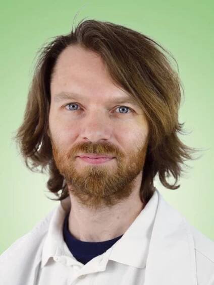 MUDr. Peter Olšák