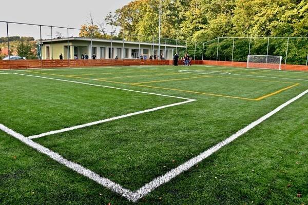 Nové víceúčelové hřiště a jeho slavnostní otevření 13.10.2023 - Oficiální stránky obce Lipov