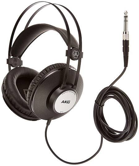 AKG K72 Zdroj: AKG