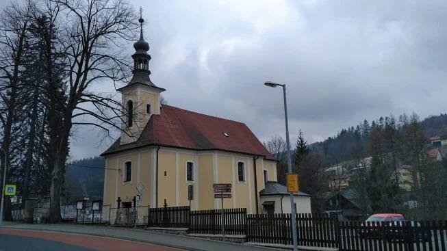 Farní kostel a okolí – Farnost Valašská Bystřice