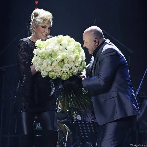 OBRAZEM: Helena Vondráčková slavila v O2 Areně ve velkém stylu