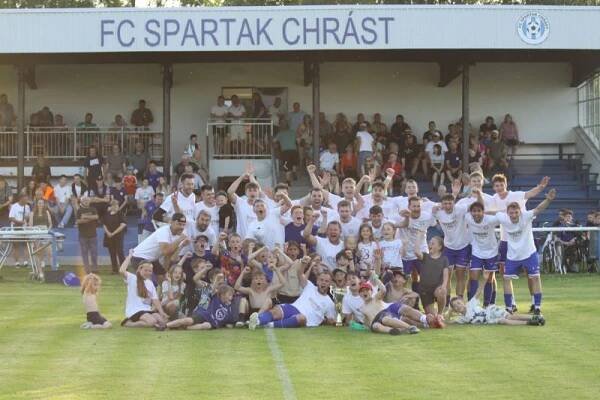 FC Spartak Chrást - SK Slavia Vejprnice B, 26.kolo | Galerie , Plzeňský | 1.B třída sk. C , 2024-2025 | fotbalunas.cz