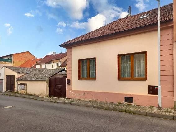 Rodinný dům v ceně bytu – Romana Trešlová