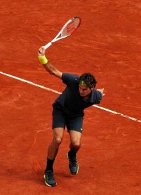 Soubor:Flickr - Carine06 - Roger Federer backhand.jpg – Wikipedie