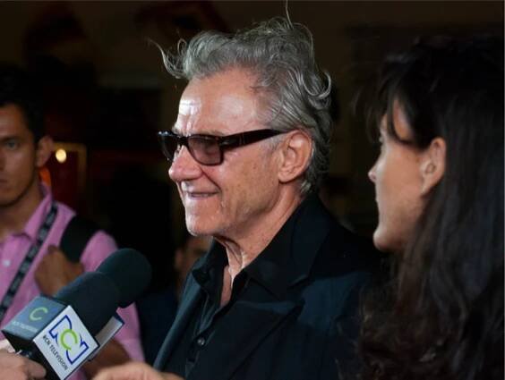 Herec Harvey Keitel natáčel v Boleticích film Nabarvené ptáče
