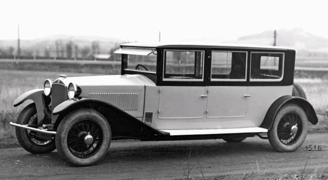 TATRA 17 a 31 – Šestiválce s páteří