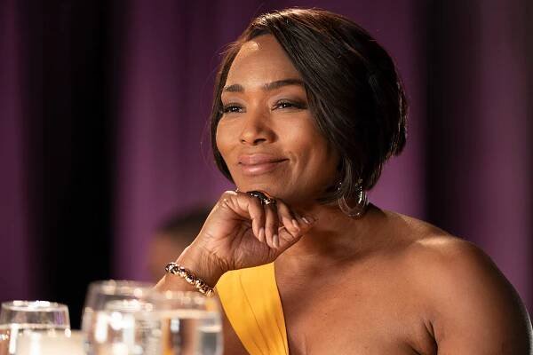 Angela Bassett as Athena Grant on '9-1-1'