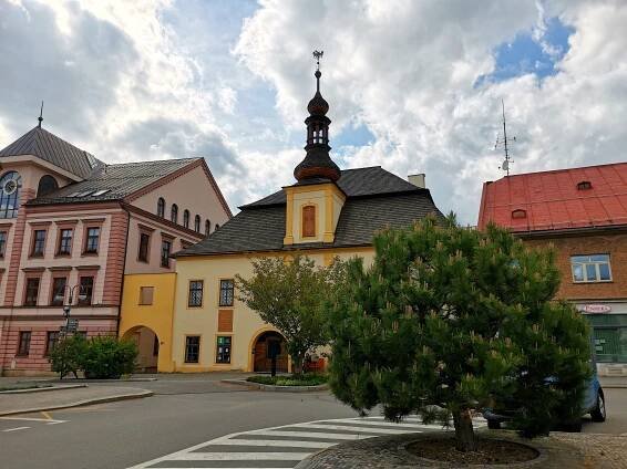 Novoměstskou památkovou zónou - vysocina.eu