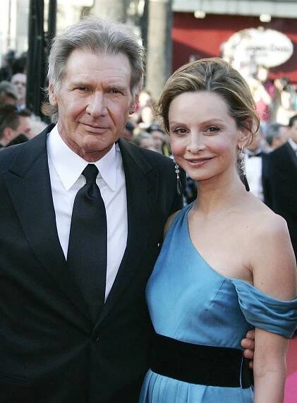 Harrison Ford se potřetí oženil. Vzal si o 22 let mladší Flockhartovou