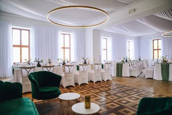 Hotel Kounický dvůr Dolní Kounice Exteriér fotografie