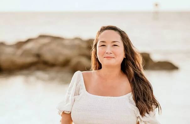 How to Build a Million Dollar Blog with Michelle Schroeder-Gardner 1