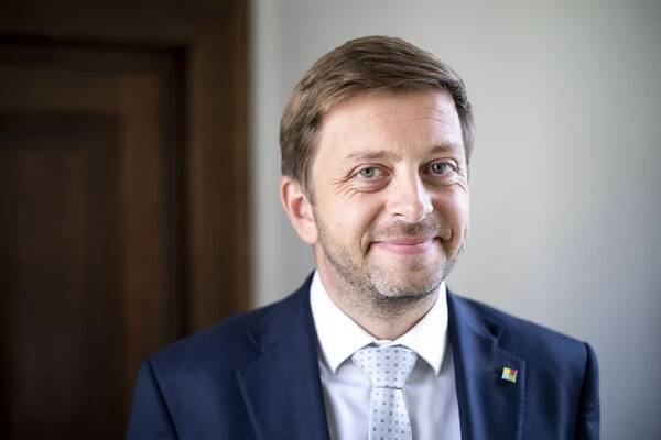 Kde berou hlasy Starostové a kam utíkají zklamaní voliči ANO? Vysvětlujeme překvapivá data agentury Kantar