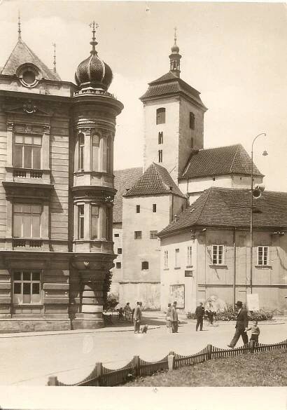 STRAKONICE - zámek