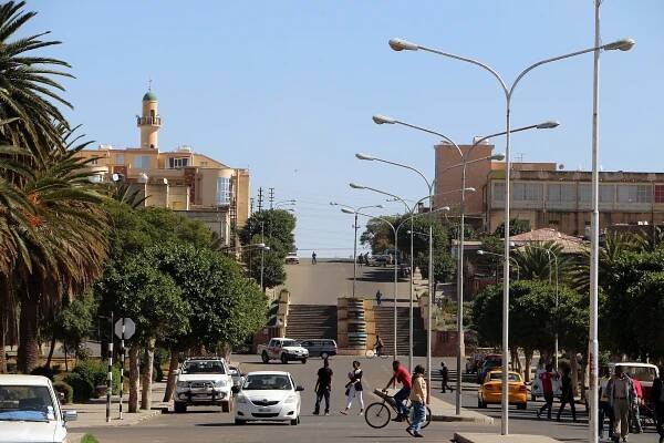 File:Asmara, mai jah jah 02.JPG - Wikimedia Commons