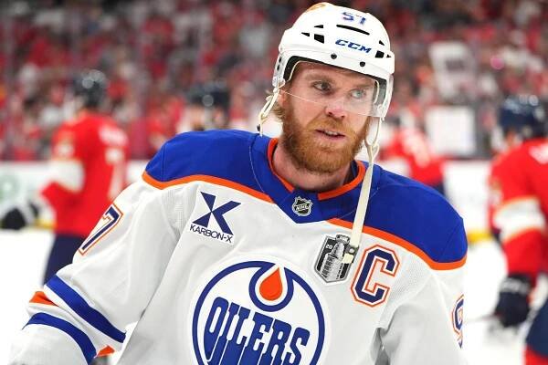 Connor McDavid #97 of the Edmonton Oilers warming up before Game Six of the Stanley Cup Final.