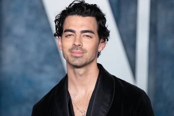 Joe Jonas Reveals Embarrassing Moment He Pooped Himself on Stage: 'Such Is Life'