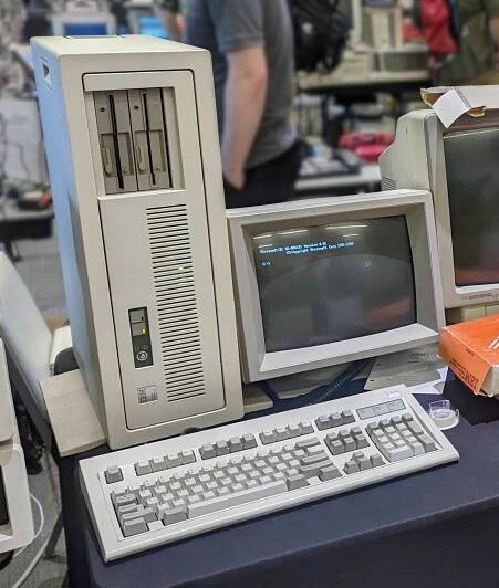 IBM Personal Computer AT - Wikipedia