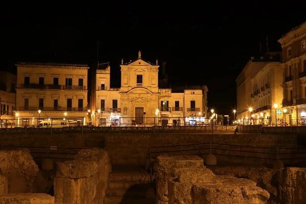 Lecce by Night - Tour nella notte leccese - Sal-is