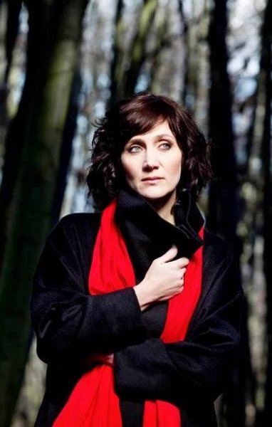Ester Janečková je moderátorka a herečka