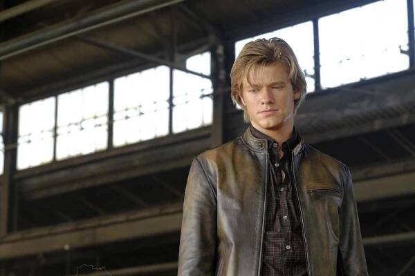 MacGyver - Wire Cutter - Z filmu - Lucas Till