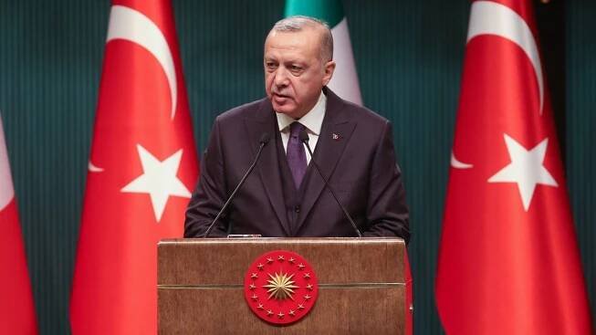 Ekonomická krize v Turecku? Erdogan ji řeší válčením