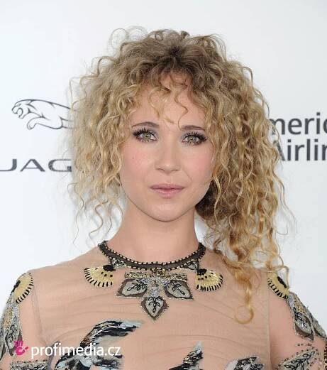 Juno Temple - celebrity účes - HappyHair