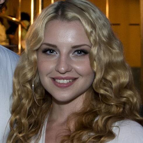 Maja Keucová – Wikipedie