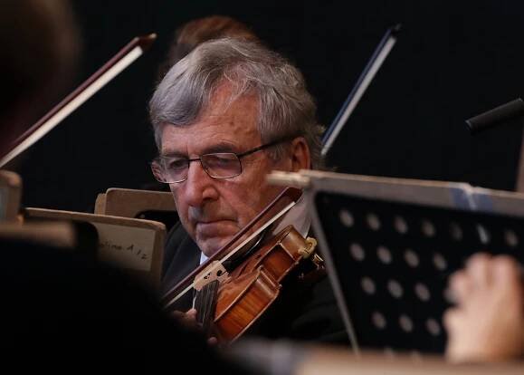 Západočeský symfonický orchestr oslavil narozeniny galakoncertem na kolonádě