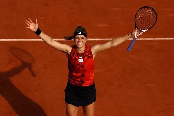 Heroický výkon Muchové, česká tenistka je ve finále French Open!