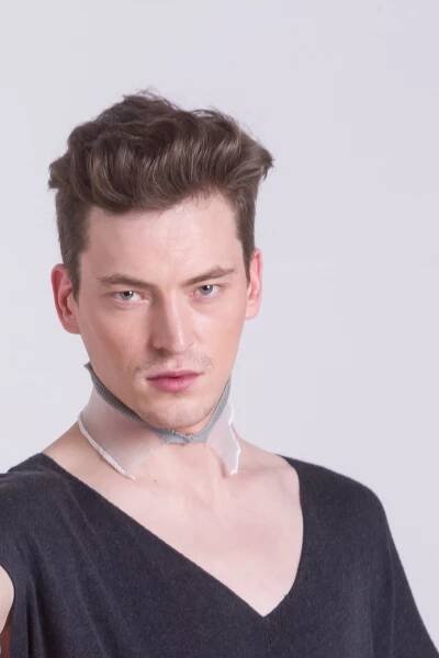 Preston collar male front