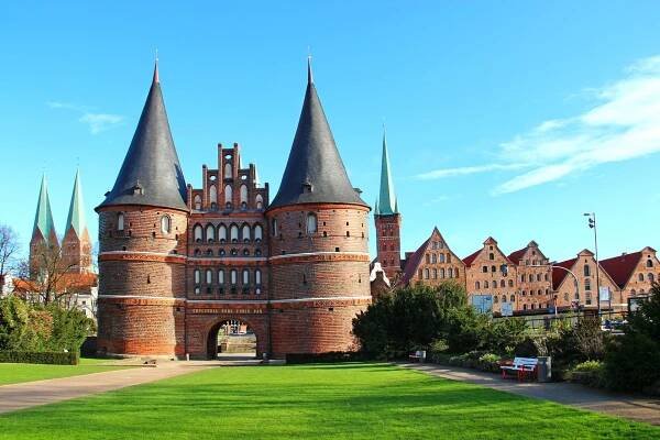 Holštýnská brána v Lübecku | karnizz/123RF.com