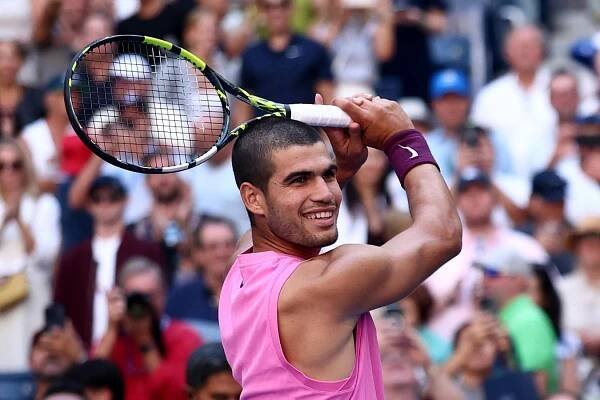 Carlos Alcaraz Swings Between Tennis And Golf At US Open