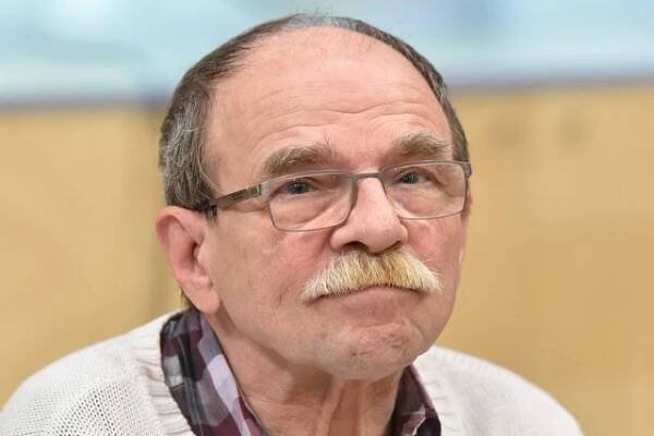 Autogramiáda knihy „Půlstoletí s Cimrmanem“ v Českém rozhlase,  Jaroslav Uhlíř | foto: Filip Jandourek