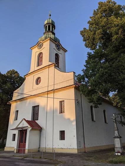 File:Vratimov - kostel sv. Jana Křtitele.jpg
