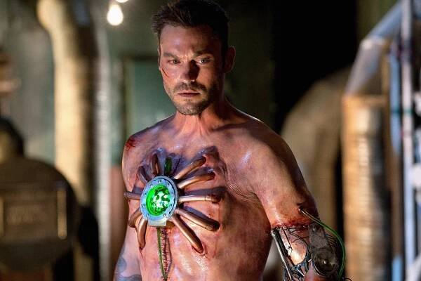 Smallville - Metallo - Z filmu - Brian Austin Green