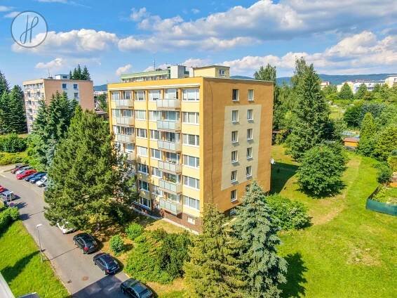 Pronájem bytu 1+1, 42,9 m², Liberec VI-Rochlice, Na Jezírku 642/28 | Realitní makléři Liberec - Jan a Miroslav Havič