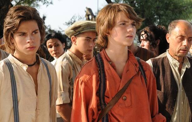 Joel Courtney