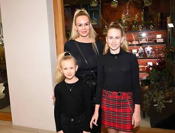 Lucie Hadašová 15 let po vítězství v soutěži krásy: Blondýnka, která se vdala za hokejistu, se pochlubila i dcerami