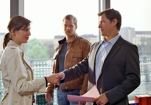 Důkaz na dosah - Série 3 - V nouzi poznáš přítele - Z filmu - Elena Uhlig, Henning Baum, Sven Martinek