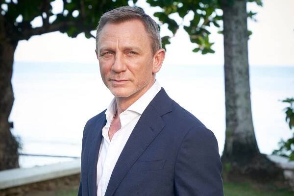 Daniel Craig addresses 'No Time to Die' delay, shares clip from film