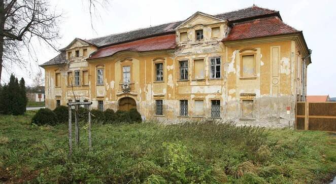 Zámek Skrýšov | Databáze domů s historií